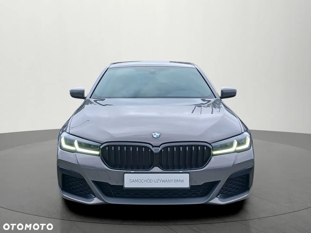 BMW Seria 5 518d mHEV Luxury Line - 9