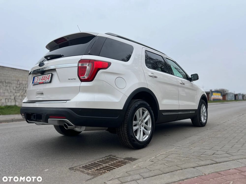 Ford Explorer EcoBoost Plug-in Hybrid ST-LINE - 26