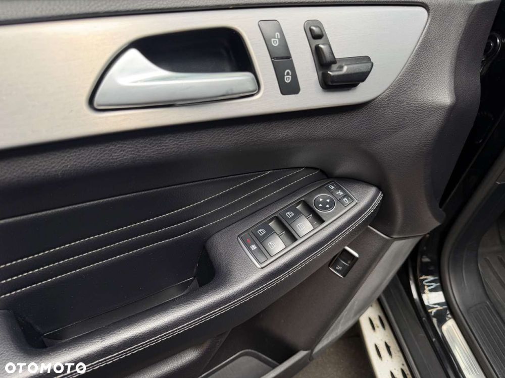 Mercedes-Benz ML - 20