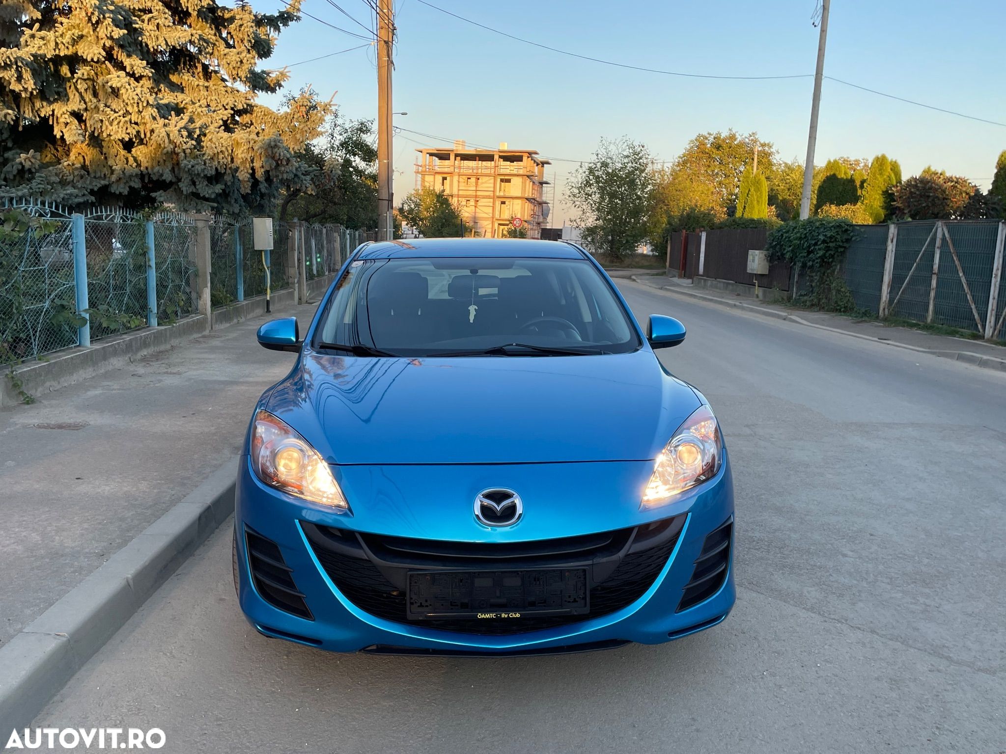 Mazda 3 1.6 MZR Active - 1