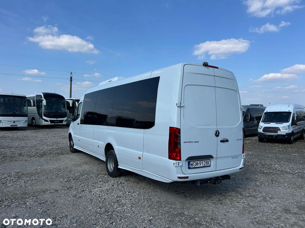 Mercedes-Benz Sprinter 517 - 10