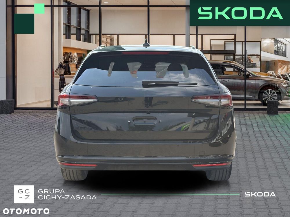 Skoda Superb 2.0 TSI 4x4 Sportline DSG - 5