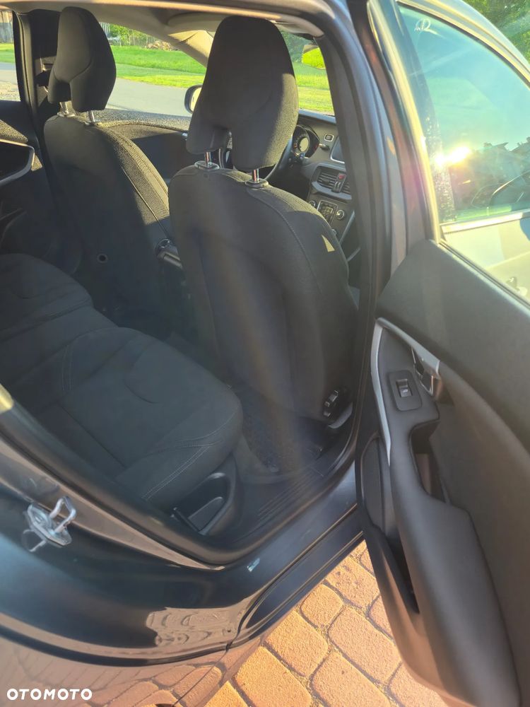 Volvo V40 D2 Drive-E Kinetic - 23