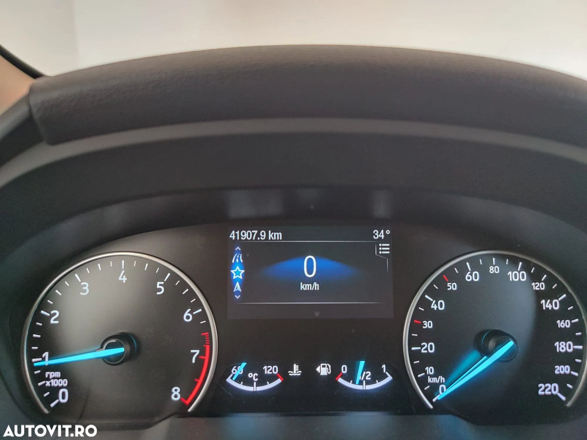 Ford EcoSport 1.0 EcoBoost Titanium - 24
