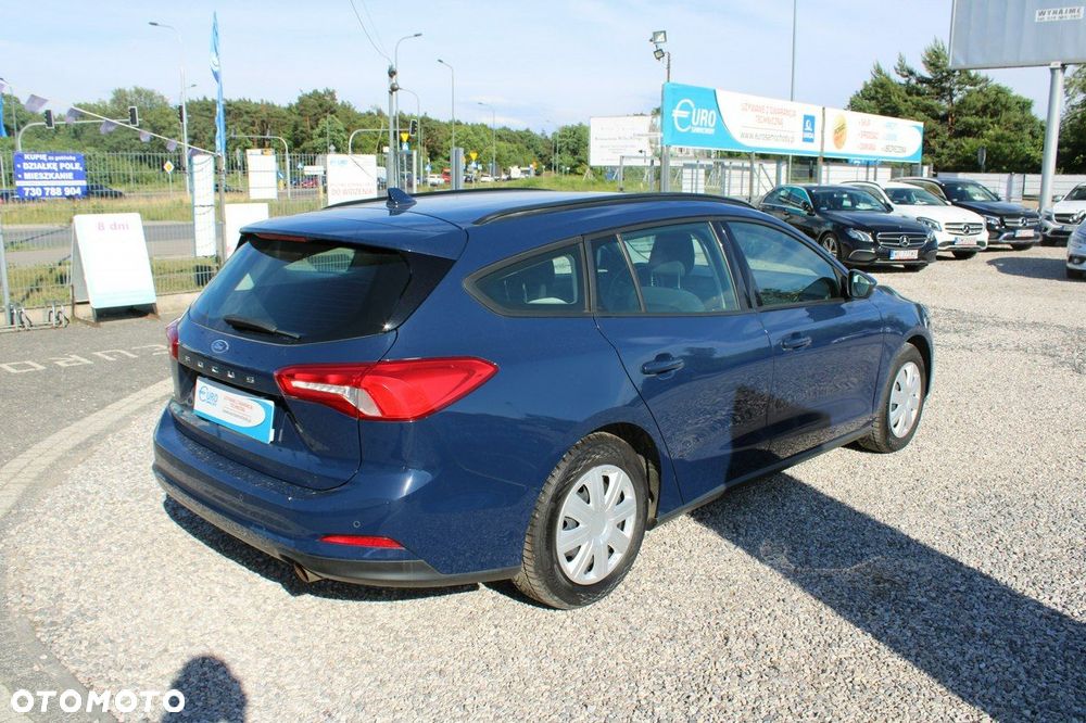 Ford Focus 1.0 EcoBoost Trend ASS - 6