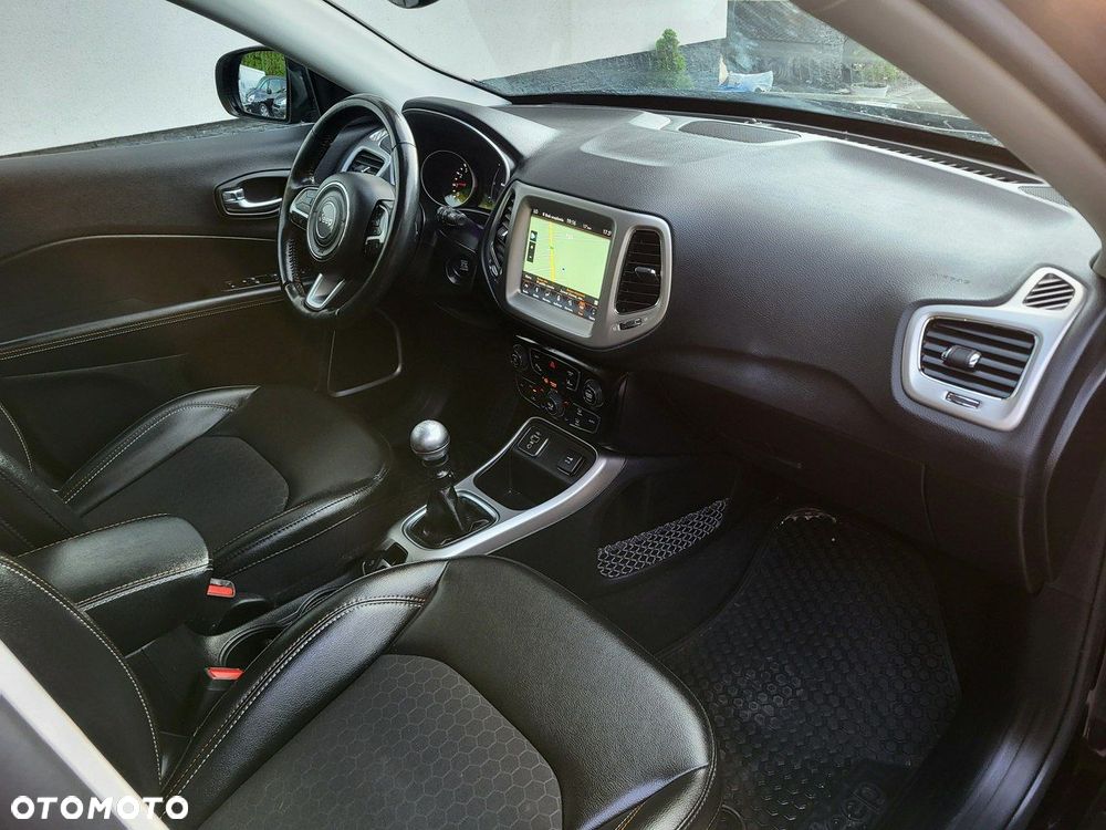 Jeep Compass - 13
