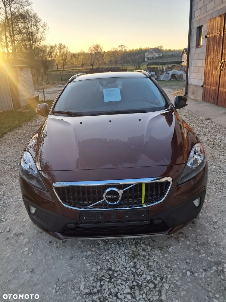 Volvo V40 Cross Country - 2