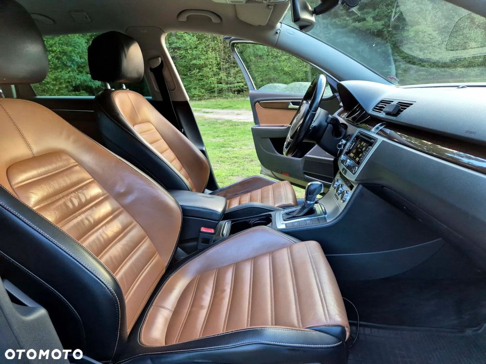 Volkswagen Passat - 10
