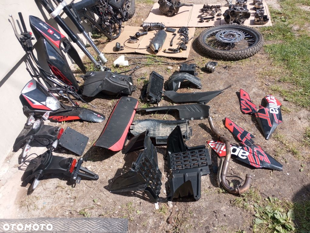 Wszystkie części rama silnik silnika malaguti xsm 125 RX SX Aprilia xt - 2