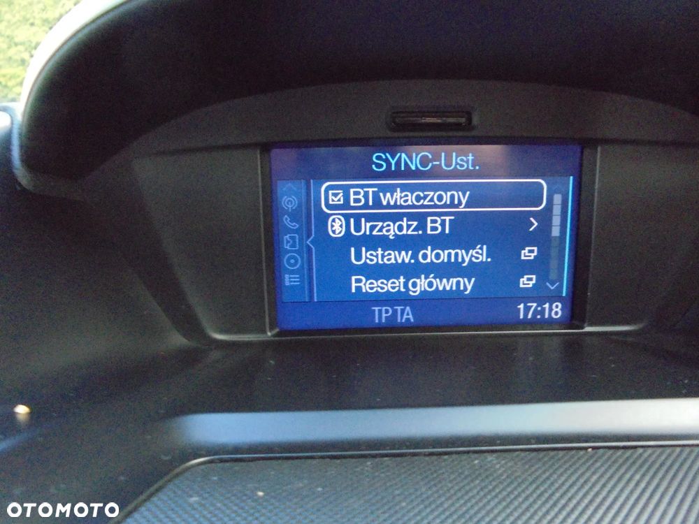 Ford Kuga 2.0 TDCi 4x2 Titanium - 30