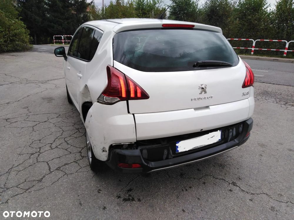 Peugeot 3008 HDi 115 Allure - 19