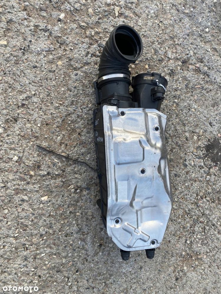 MERCEDES 205 hybryda kpl. obudowa filtra A 6510900700 - 2