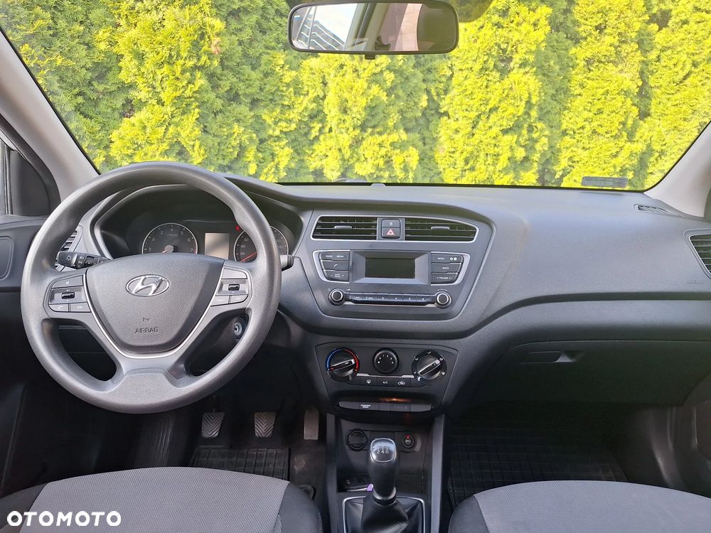 Hyundai i20 1.2 Classic Plus - 11