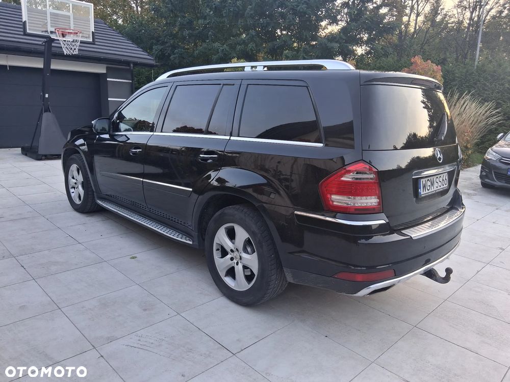 Mercedes-Benz GL - 6