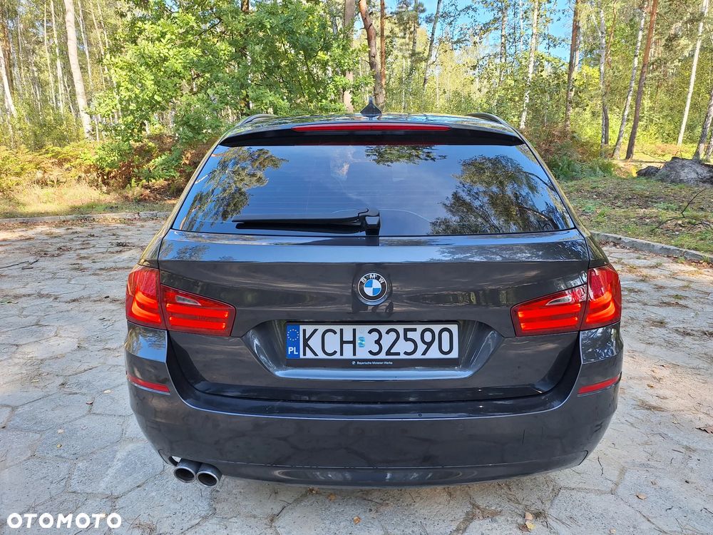 BMW Seria 5 520d Touring - 6