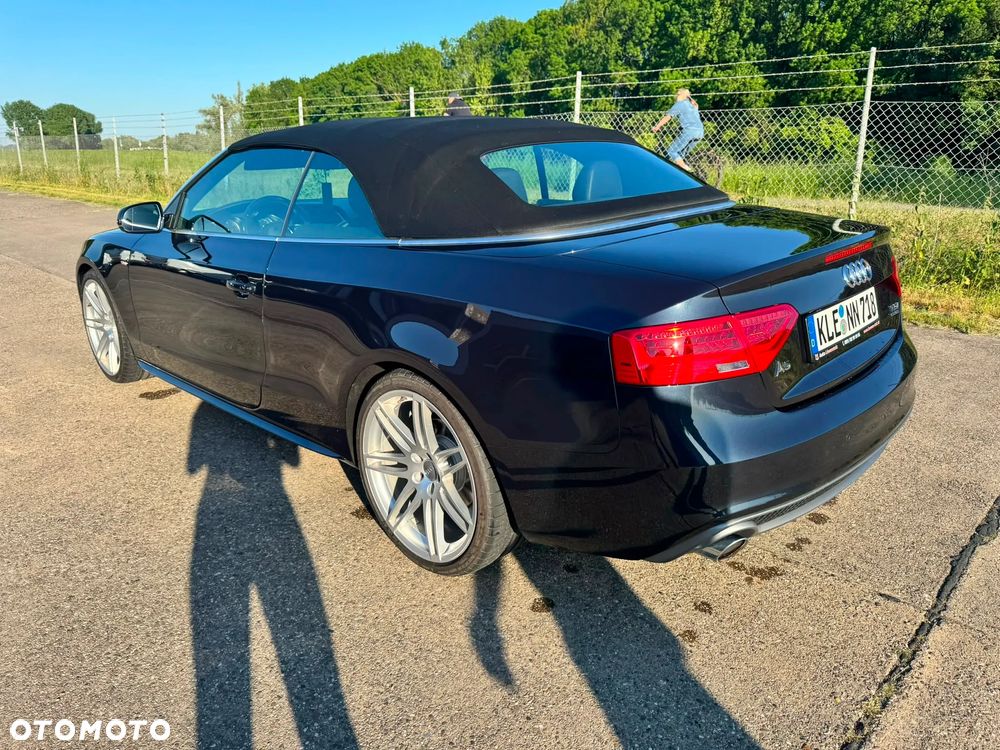 Audi A5 Cabrio - 9