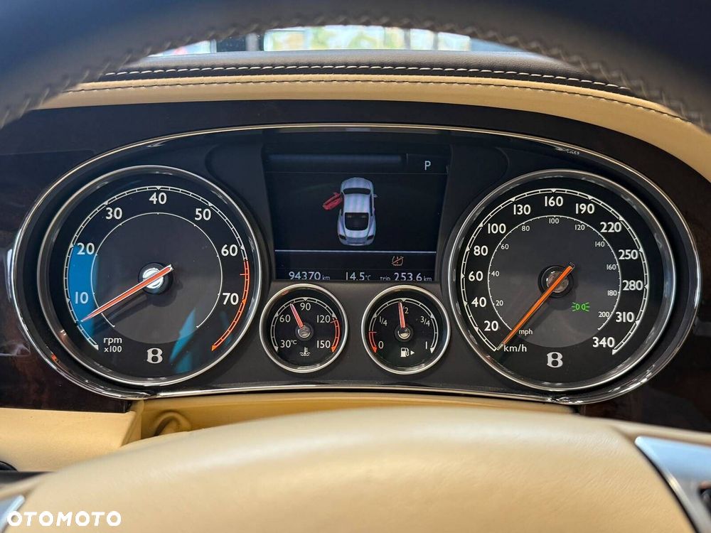 Bentley Continental GT - 32