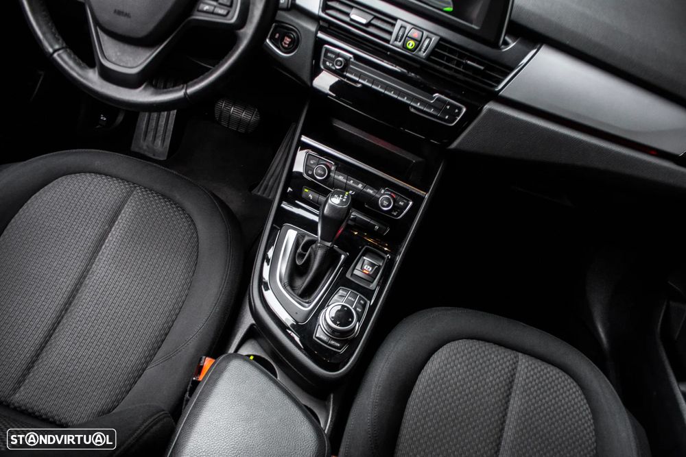 BMW 216 Gran Tourer d Aut. Advantage - 38