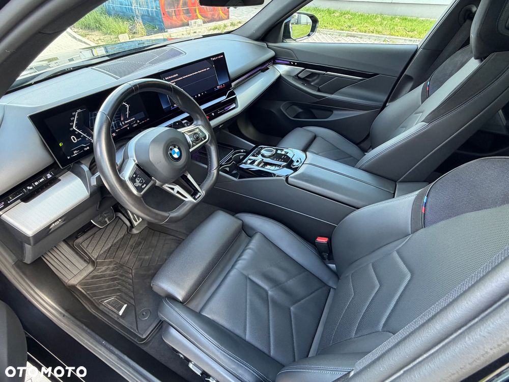 BMW Seria 5 520d xDrive mHEV - 20