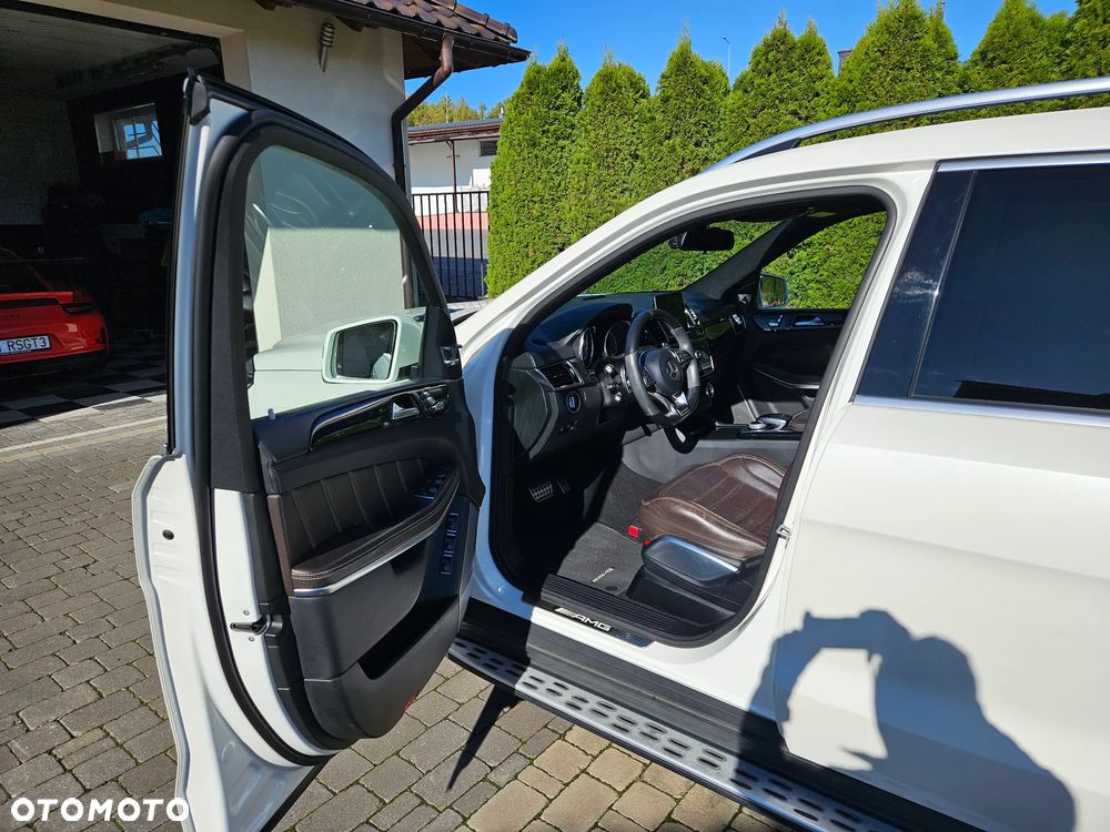 Mercedes-Benz Gls 2017 photo 4
