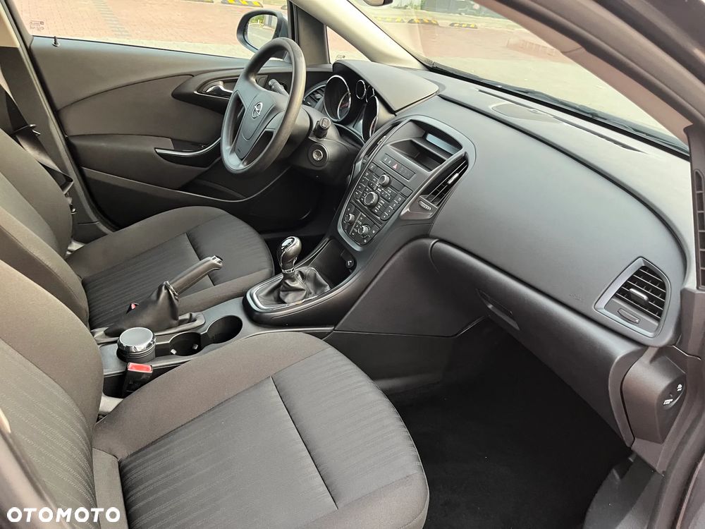 Opel Astra - 10