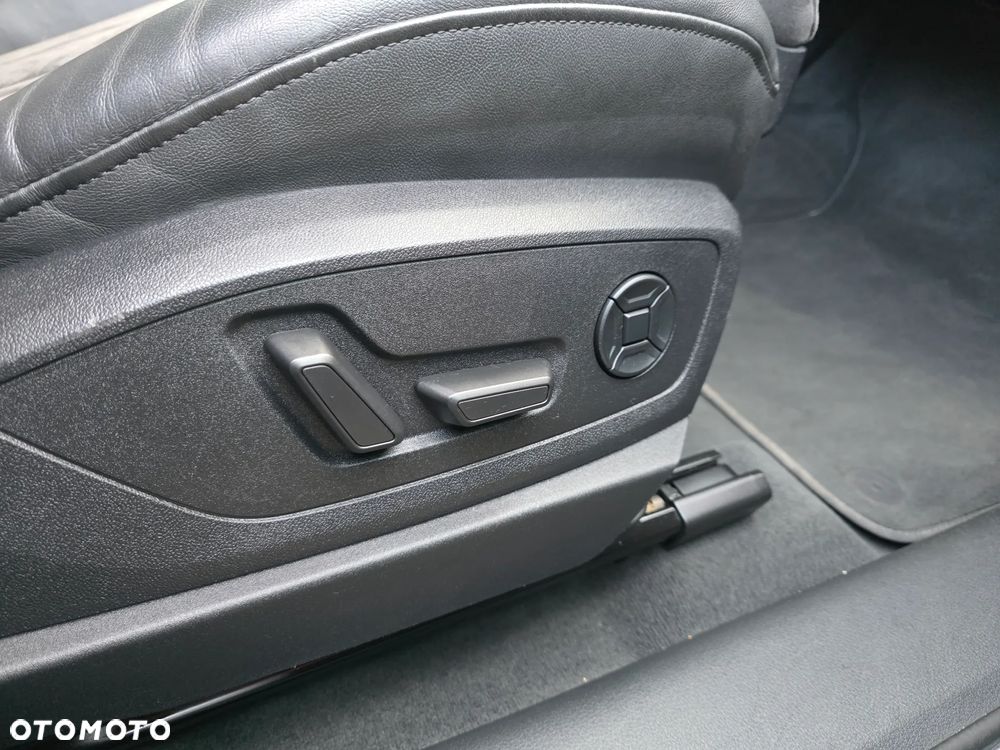 Audi e-tron 55 quattro - 20