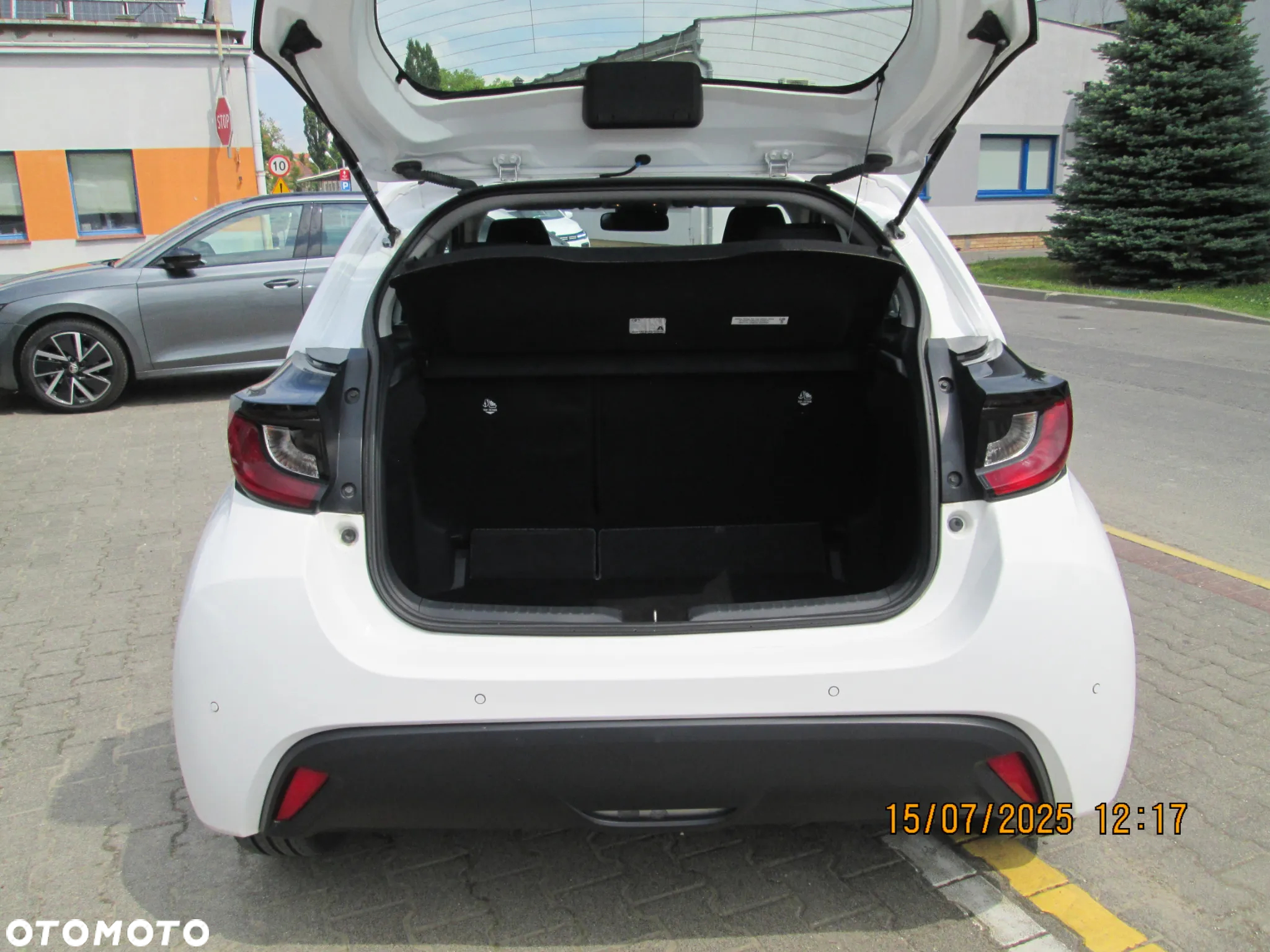 Toyota Yaris 1.5 Comfort - 8