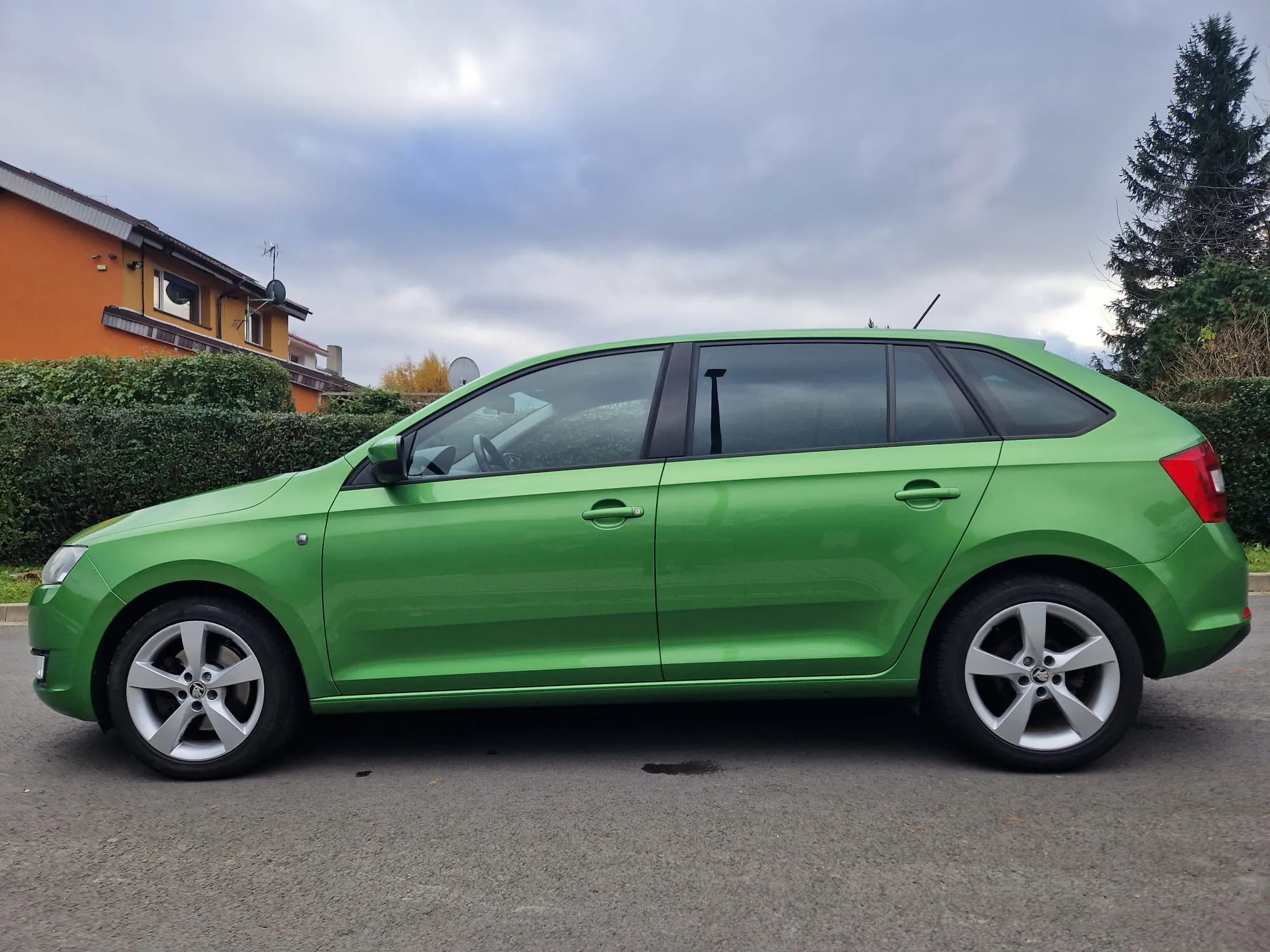 Skoda RAPID 1.2 TSI Style Plus - 23