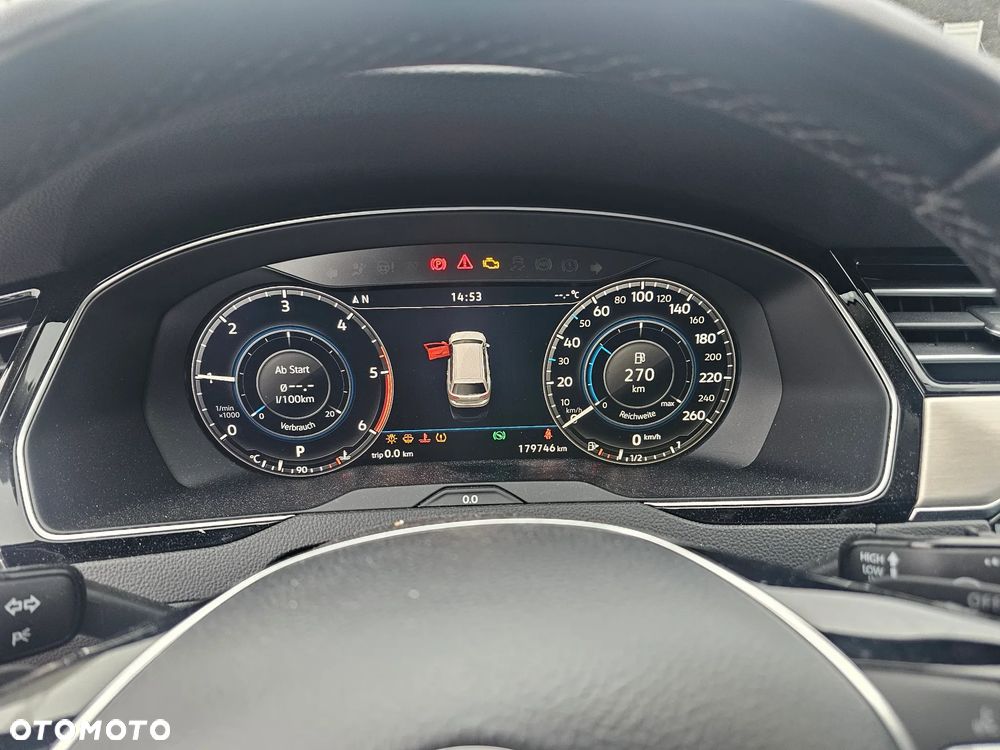 Volkswagen Passat 2.0 TDI SCR DSG Highline - 35