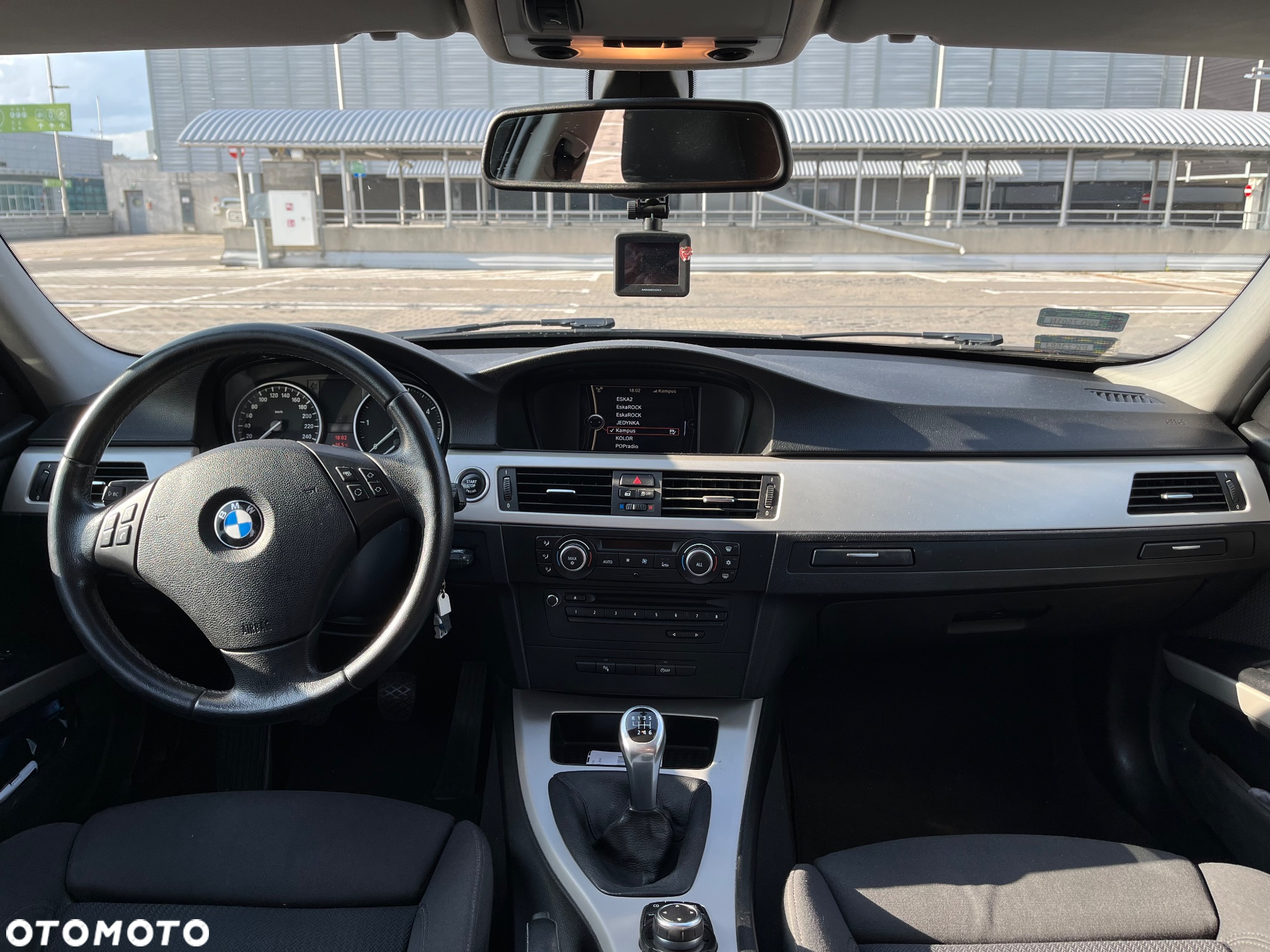 BMW Seria 3 320d DPF Touring Efficient Dynamics Edition - 15