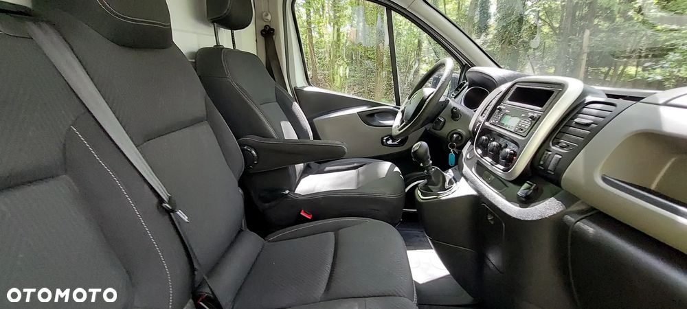 Renault Trafic - 24