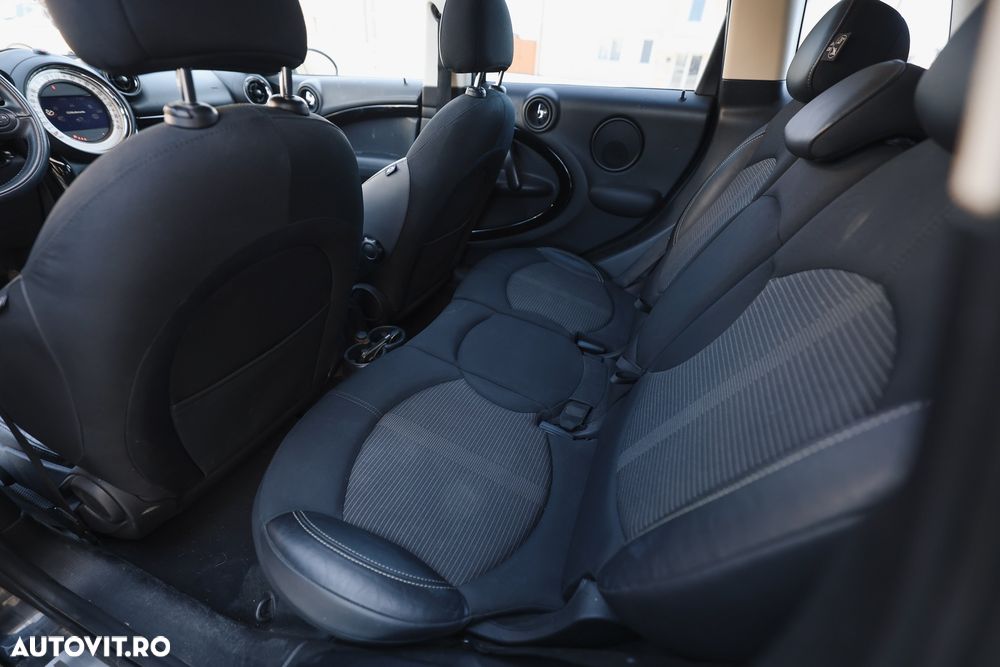 Mini Countryman - 25