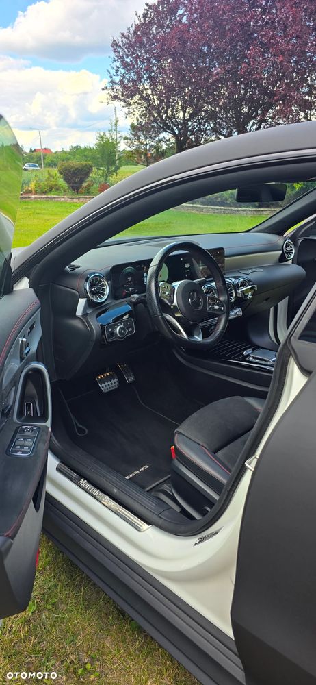 Mercedes-Benz CLA 200 d 4-Matic AMG Line 8G-DCT - 9