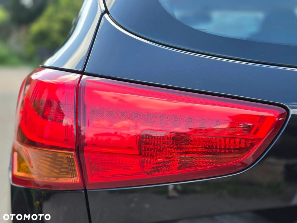 Kia Ceed - 11