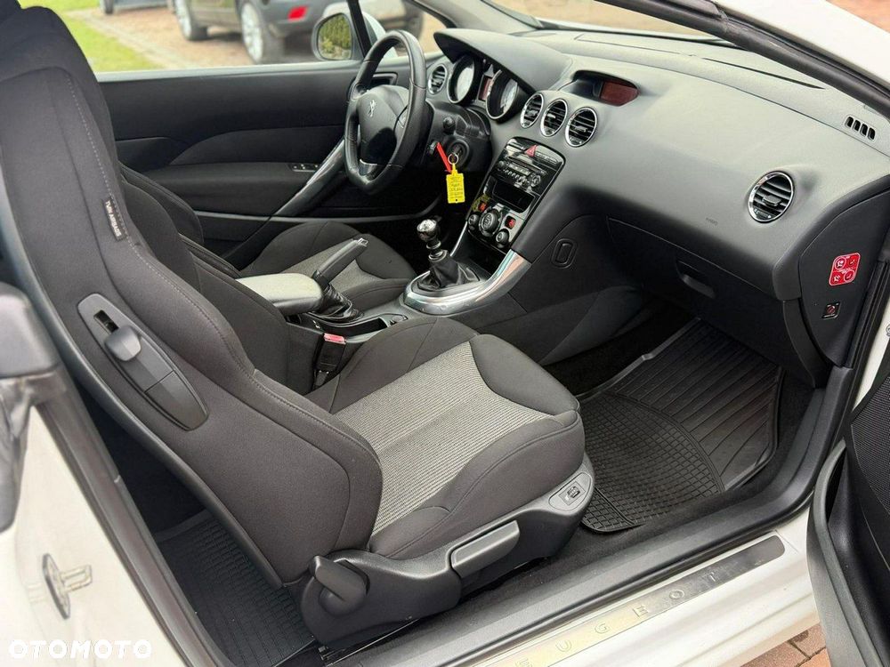 Peugeot 308 CC - 17