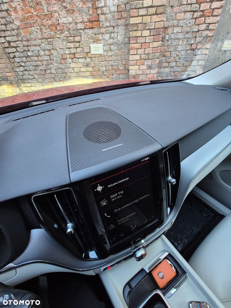 Volvo XC 60 T5 GPF AWD Momentum - 5