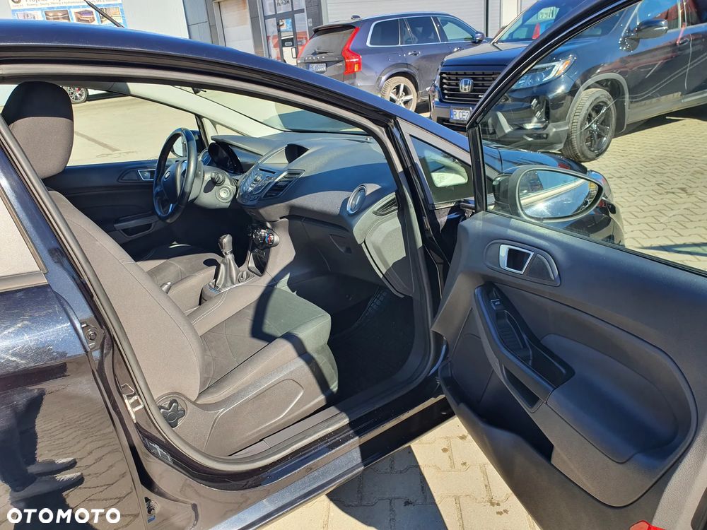 Ford Fiesta - 11