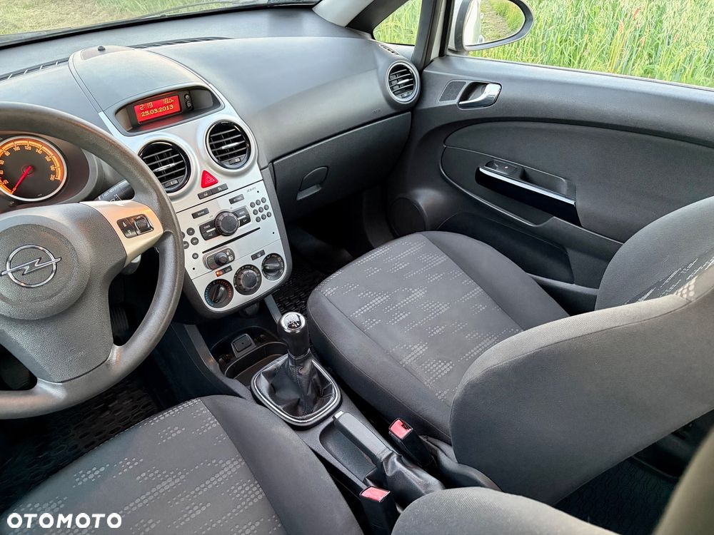 Opel Corsa 1.2 16V Enjoy - 13