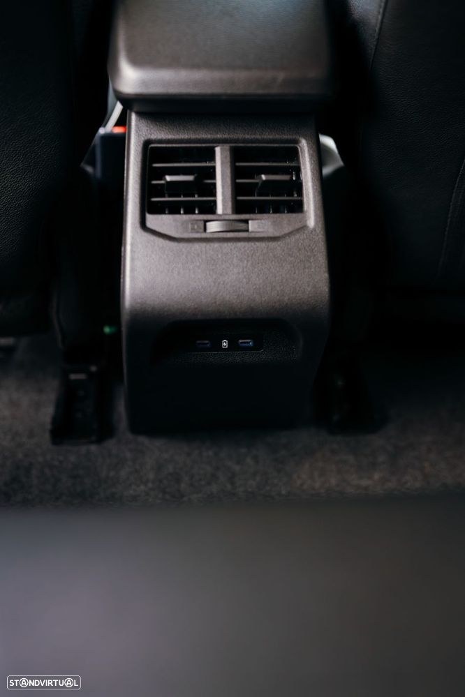 Renault Mégane E-Tech EV60 220hp optimum charge Iconic - 34