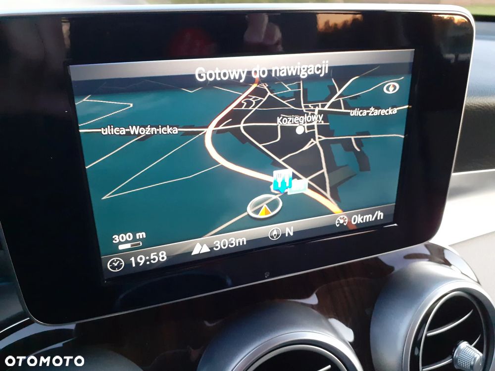 Mercedes-Benz GLC 220 d 4Matic 9G-TRONIC AMG Line - 35