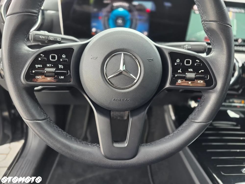 Mercedes-Benz CLA 200 AMG Line 7G-DCT - 18