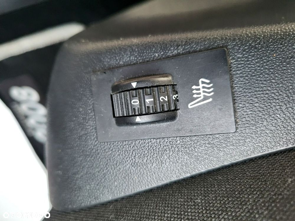 Peugeot 2008 - 31