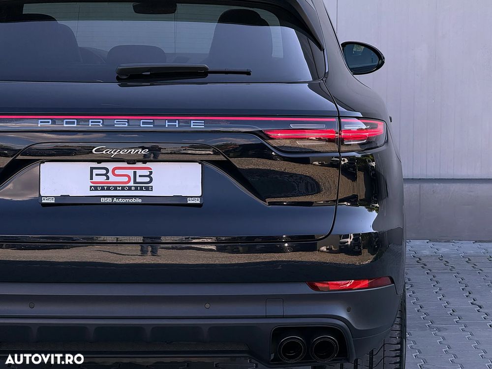 Porsche Cayenne Tiptronic S Platinum Edition - 39