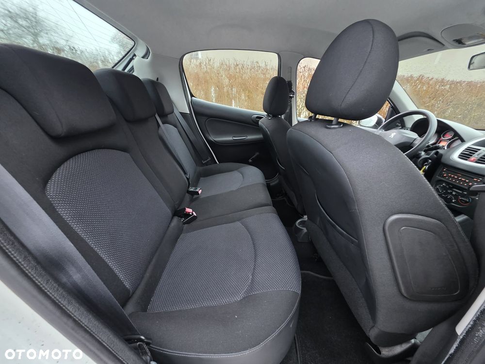 Peugeot 206 plus 60 - 8