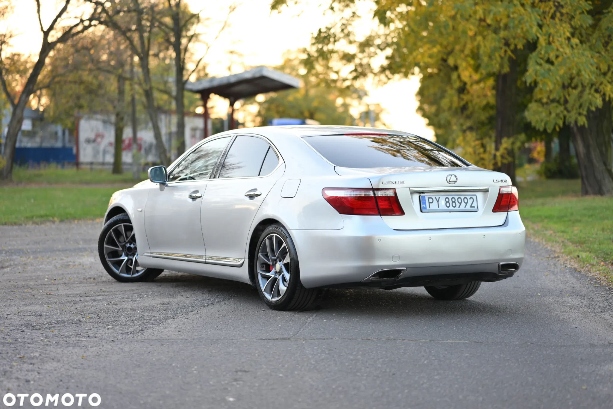 Lexus LS 460 Dynamic Line + Impression Line - 13