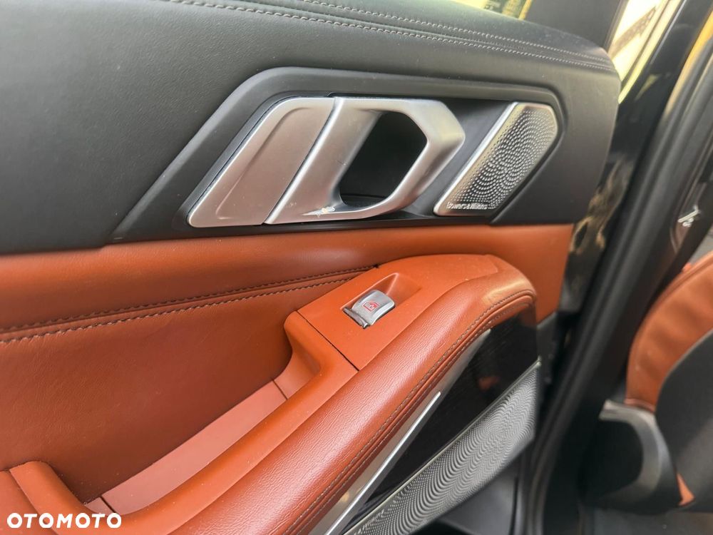 BMW X7 M50d sport - 20