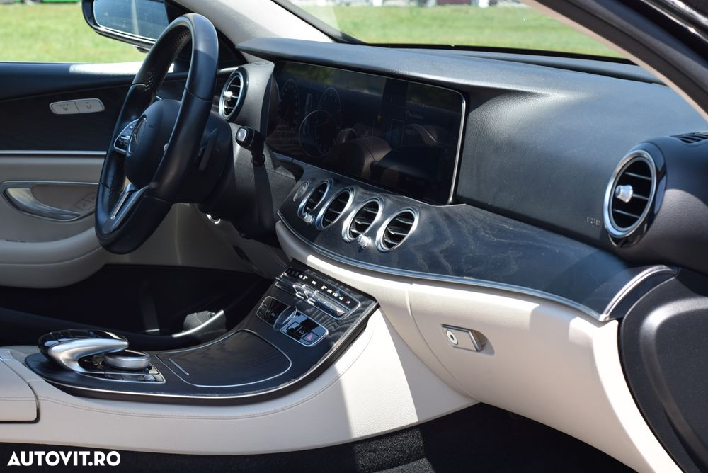 Mercedes-Benz E 200 4MATIC Aut. - 9