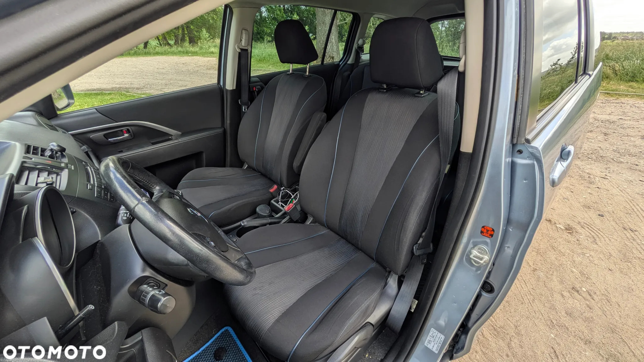 Mazda 5 - 12