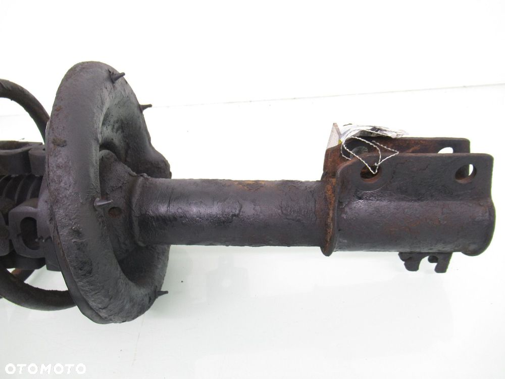 MCPERSON LEWY PRZEDNI RENAULT LAGUNA I 2.0 - 4