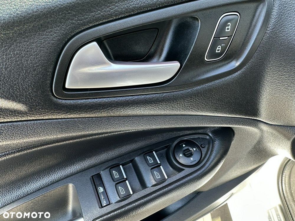 Ford Kuga 2.0 TDCi AWD ST-Line - 18